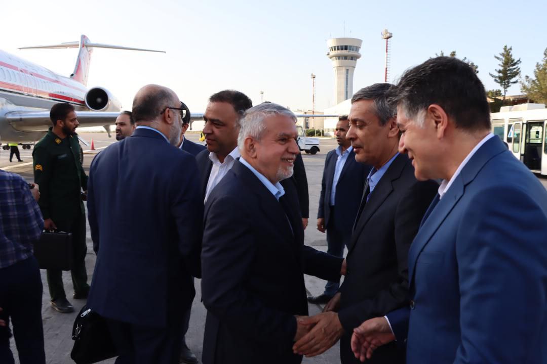 ورود وزیر میراث فرهنگی به کرمان برای شرکت در اولین جشن ملی بوم‌گردی‌های ایران